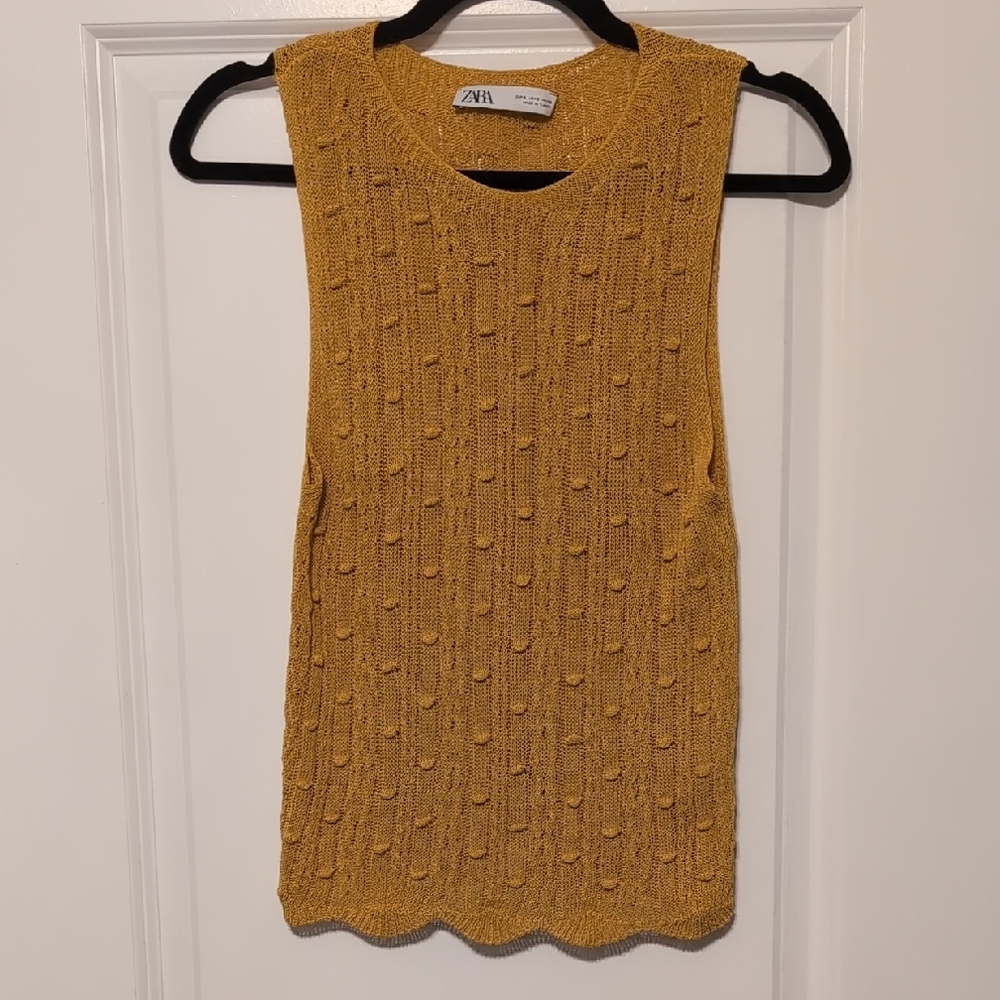 Zara Golden Sleeveless Knit Top